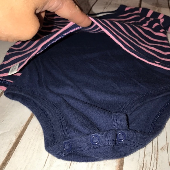 $6 or 2/$9 Carter’s 12 month bodysuit - Picture 6 of 8